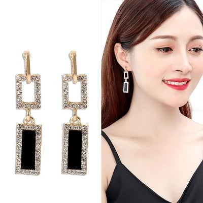 Picture of New Stud earring for women - Black - Adjustable