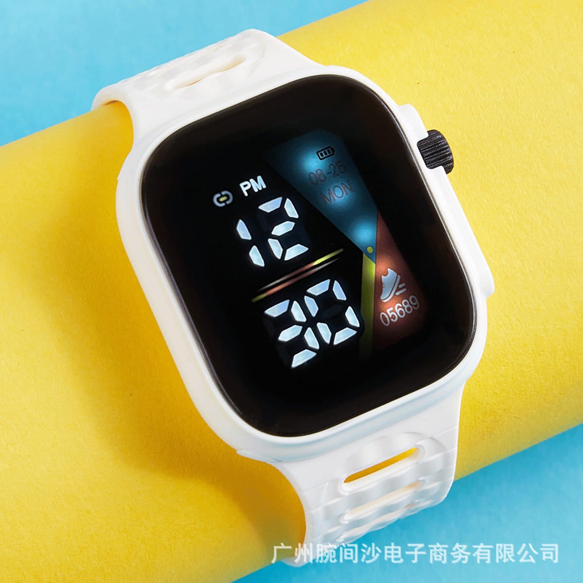 Picture of New Exclusive Silicone Men And Women Watch