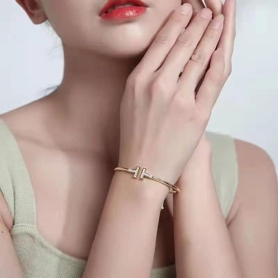 Picture of Women Fashion Roman Style Zircon Crystal Bracelet Bangles For Gifts - Bracelet For Women - Gold