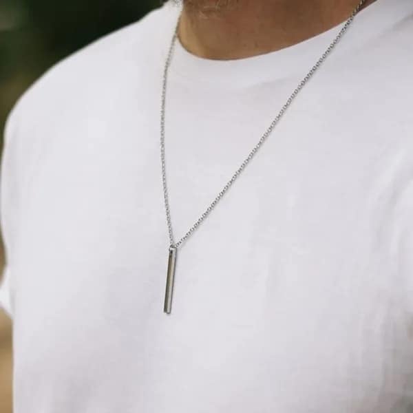 Picture of Highly Sustainable - Pendant Necklace For Men Women Stainless Steel Chain Necklace - Durabilty Assured - Well Inspired & Crafted - Silver