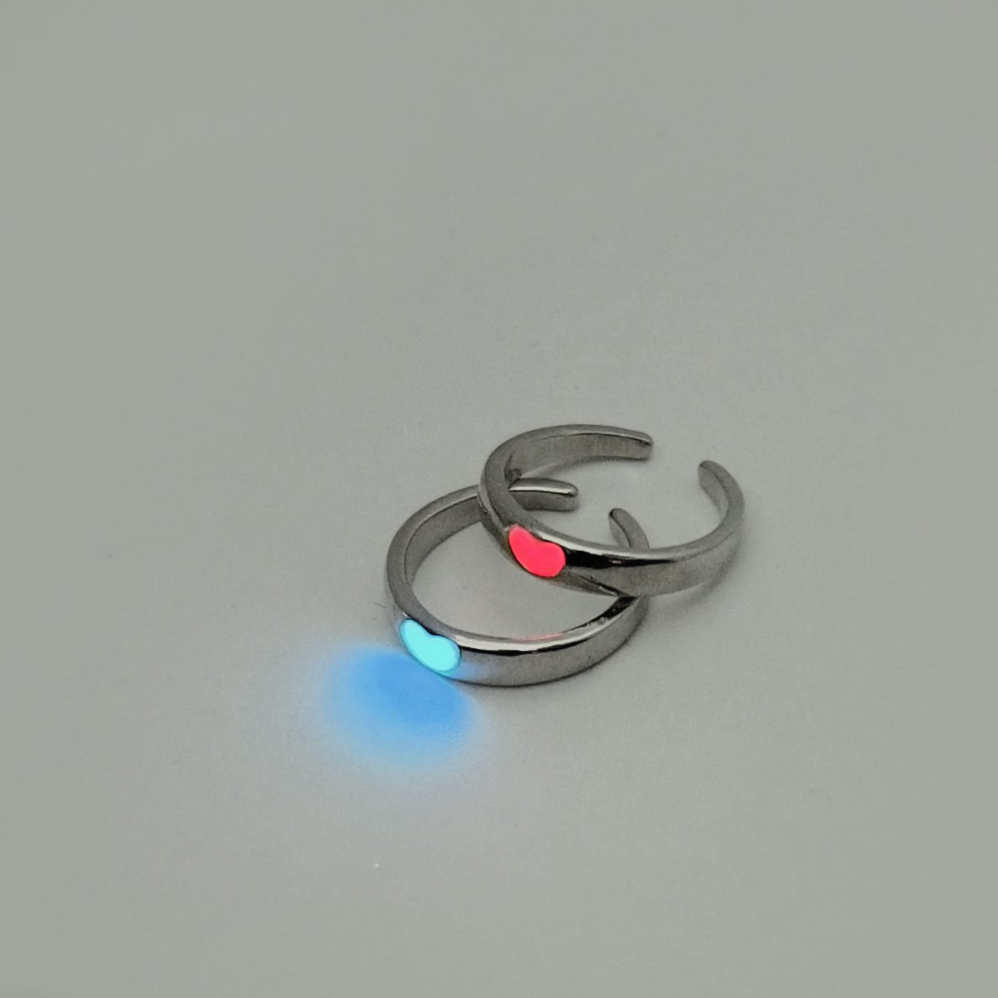 Picture of 2pcs/Set Glow In The Dark Heart Detail Cuff Ring - Pink - Adjustable
