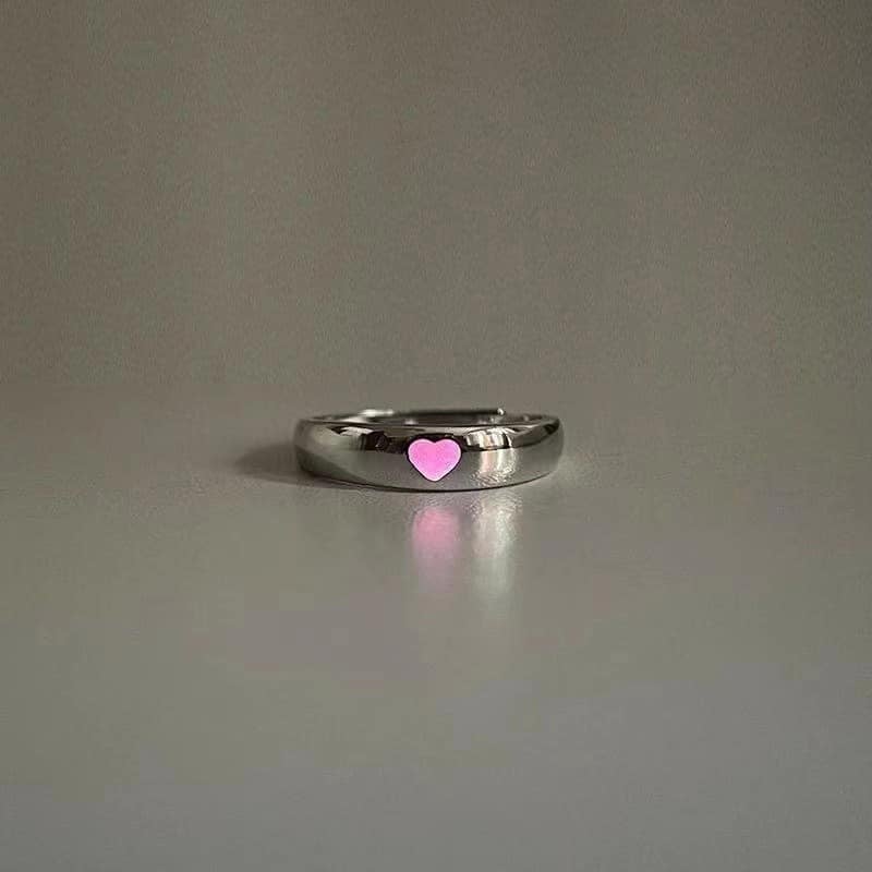 Picture of 1pcs/Glow In The Dark Heart Detail Cuff Ring