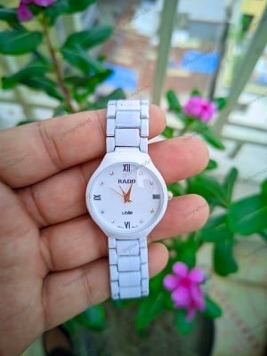 Picture of Simple Vintage Women Small Dial Watch Sweet  Watches Gift For Women - White