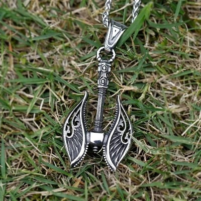 Picture of New Pendant Necklace For Men Men Stainless Steel Chain Necklace - Silver