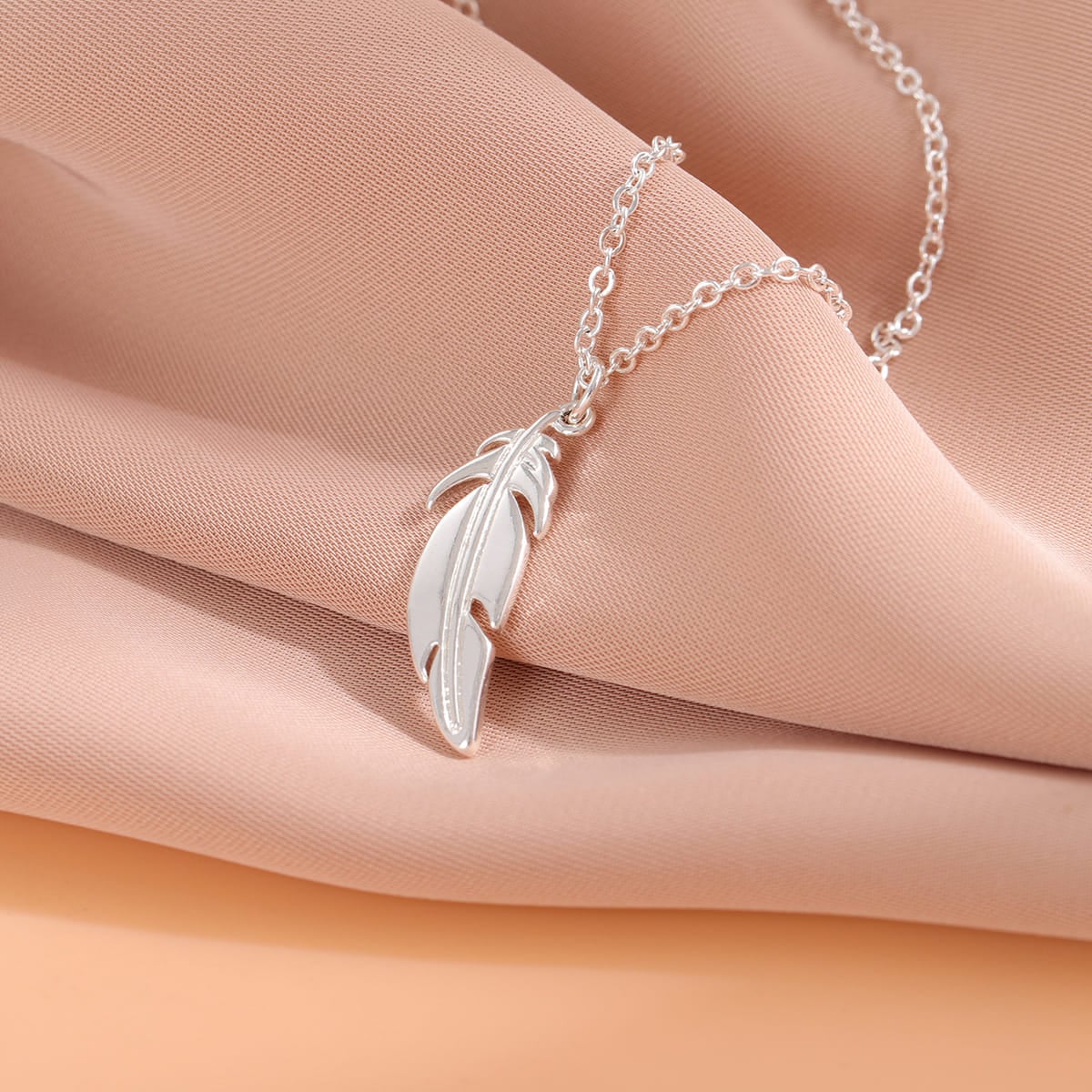 Picture of New Pendant Necklace For Men Stainless Steel Chain Necklace For Men - Silver