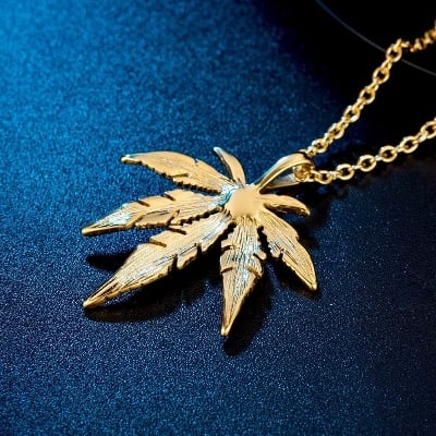 Picture of Stainless Steel Golden Plated Mens Male Boys Gifts Jewelry - Gold