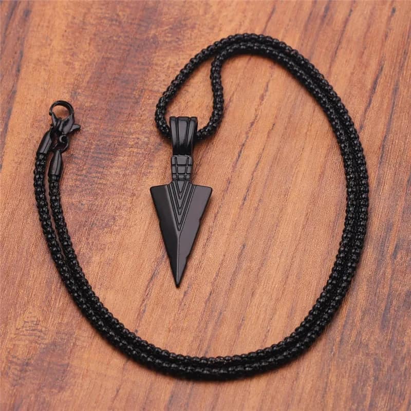 Picture of Arrow Rocking Pendant for Men and Boys Silver Plated Alloy Chain - Black