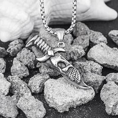 Picture of Stainless Steel  Trendy Light Luxury Twisted Stick Pendant Necklace Chain For Men - Silver