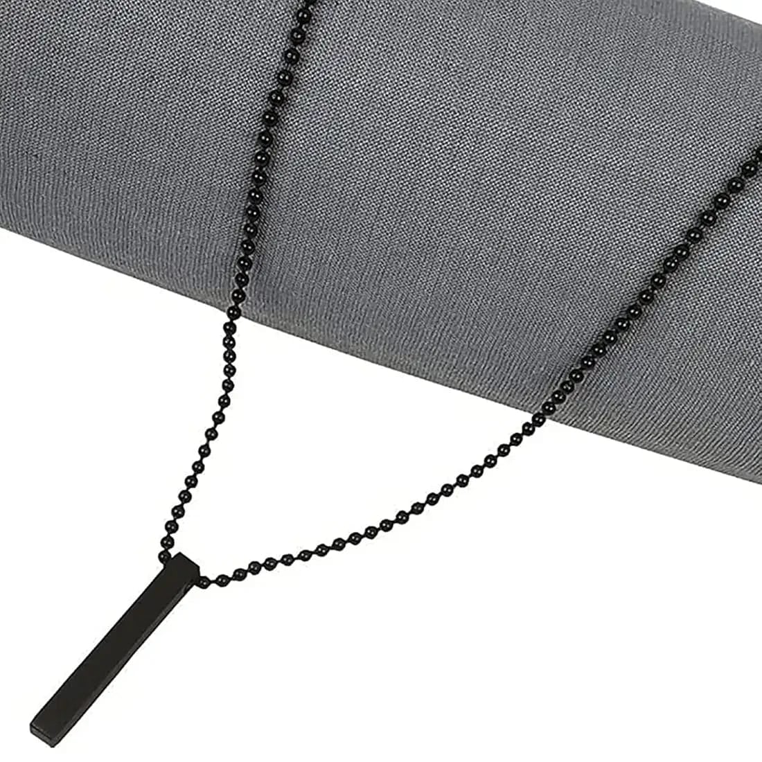 Picture of Black Color Metal Chain for Men