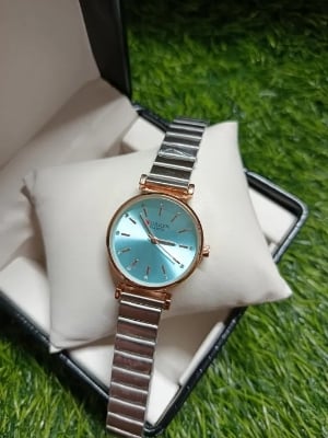 Picture of New Trend Fashion Steel Chain Diamond Women Watch