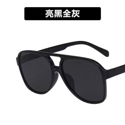 Picture of Durable Plastic Frame Men's Sunglasses - Black