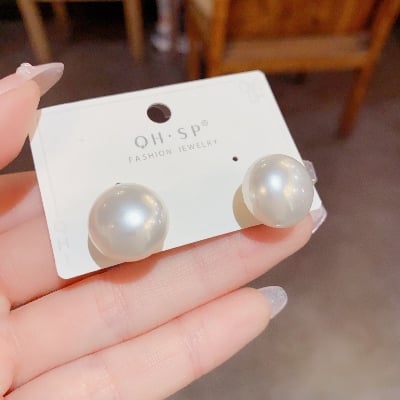 Picture of Minimal Design Matte Silver Ball Stud Earrings - White