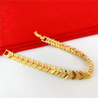Picture of Stylish Gold Plated Leaf Design Bridal Party Wear Bracelet