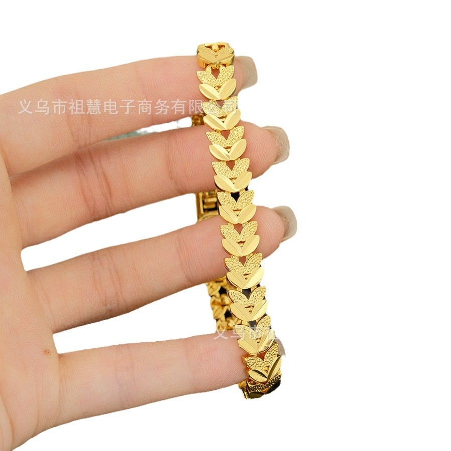 Picture of Stylish Gold Plated Leaf Design Bridal Party Wear Bracelet