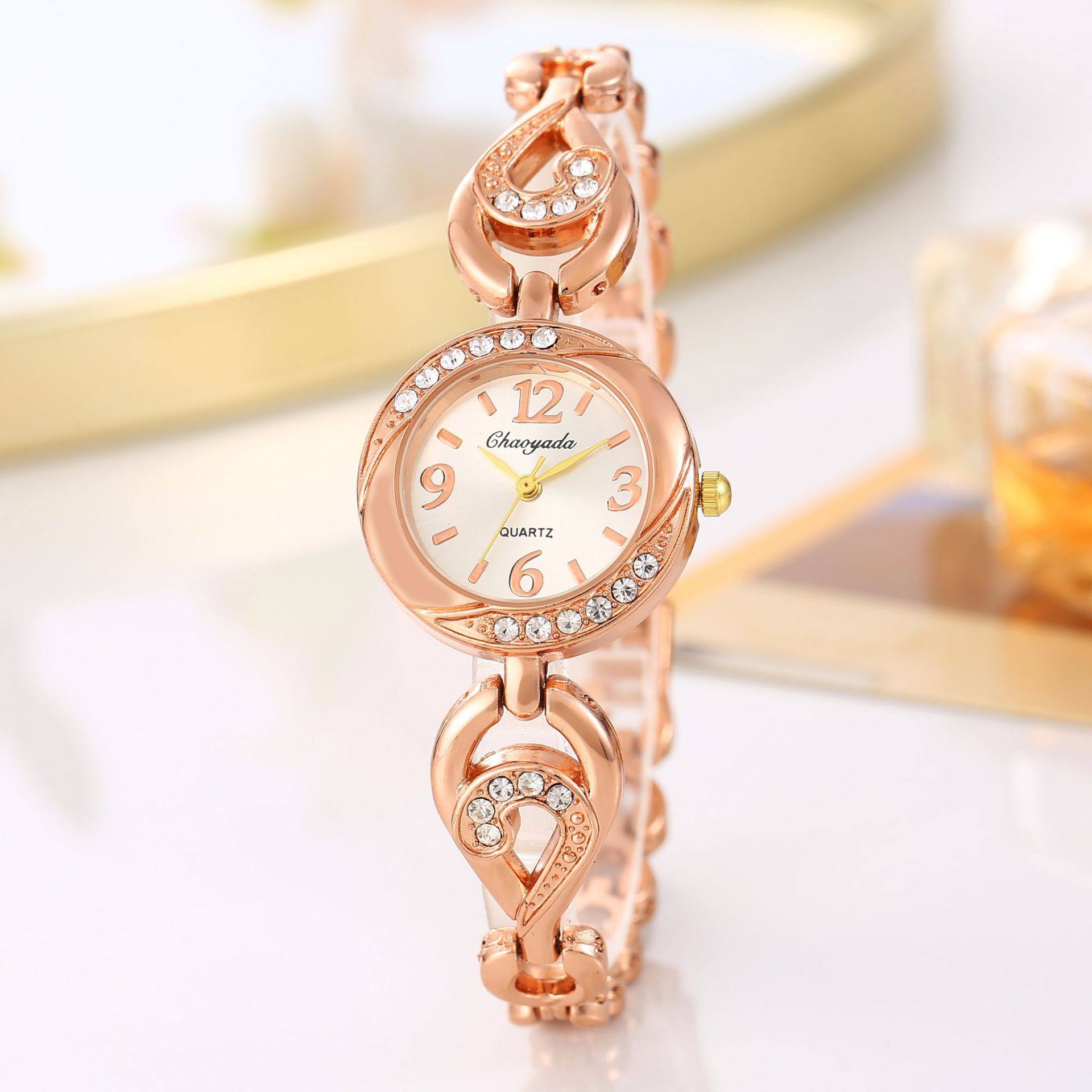 Picture of Luxury Rose Gold Quartz Watch for Women | Elegant Heart Bracelet Watch