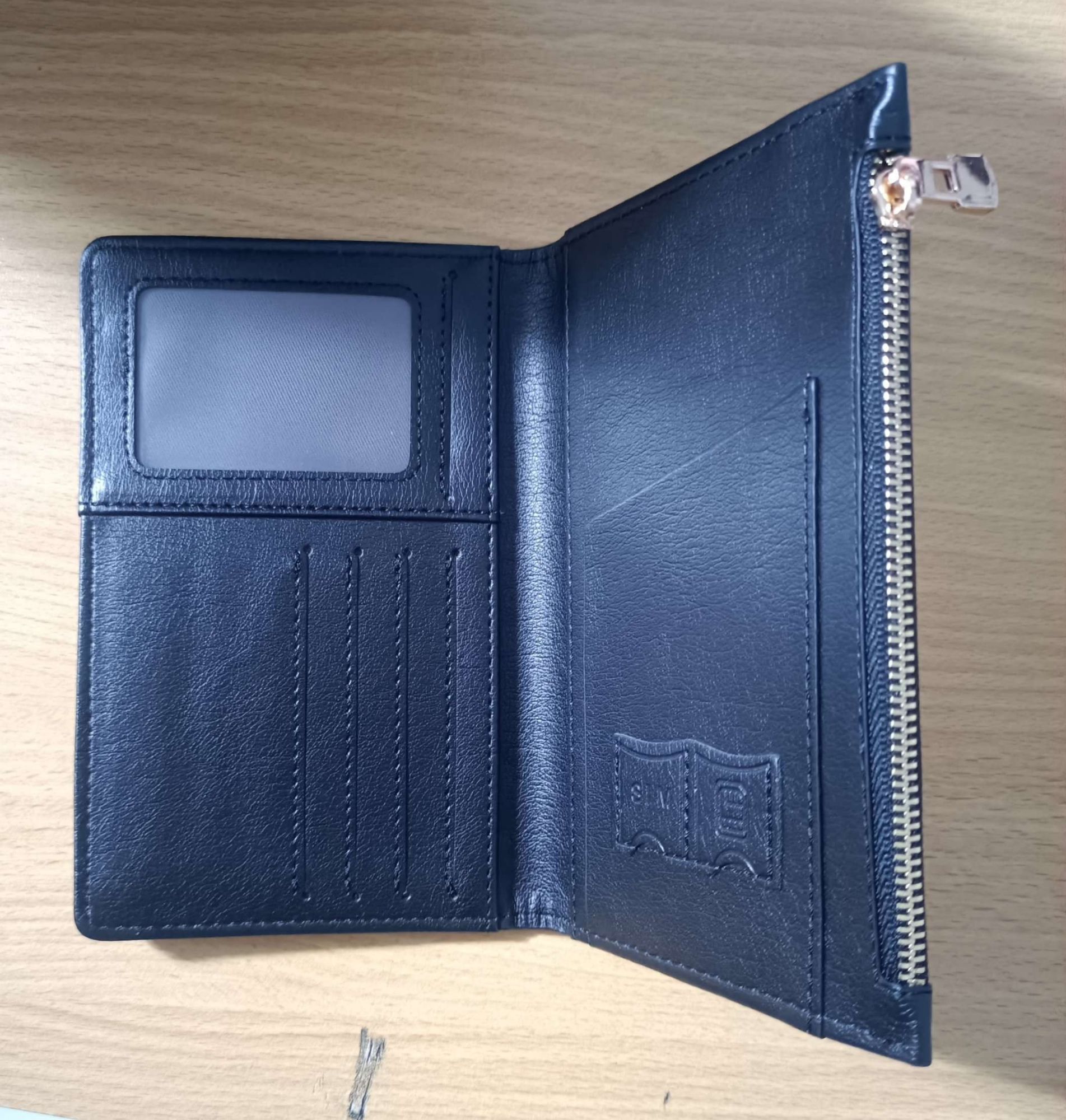 Picture of Multifunction Passport Cover PU-Leather Fashionable Passport Bag Passport Holder Frosted PU Leather Travel Bag Wallet Ticket Holder Organizer Case with Zipper ( Free Delivery )