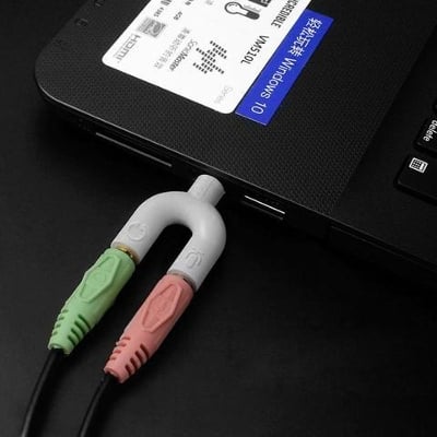 Picture of Music Listening Dual Splitter 3.5mm Audio Converter - Black