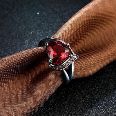 Picture of Red Heart Shaped Zircon Alloy Zircon Finger Ring(Null) - Silver