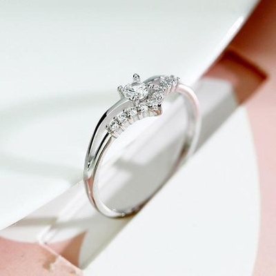 Picture of Fashion Luxury Design Jewelry Finger Ring for Women(Null) - Silver