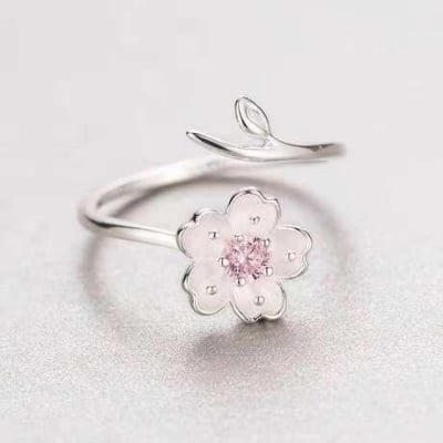 Picture of Crystals Diamond Cut Zircon Finger Ring(Null) - Silver