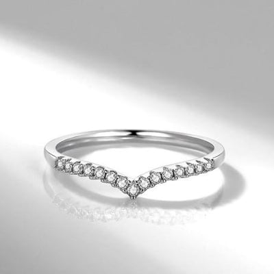 Picture of Special Design Crystals Zircon Finger Ring(Null) - Silver