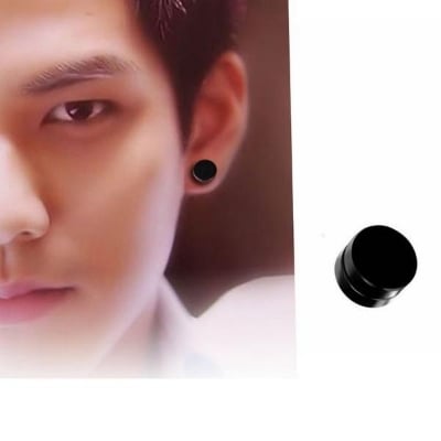 Picture of Man/Woman Magnet Earring(Null) -  MM