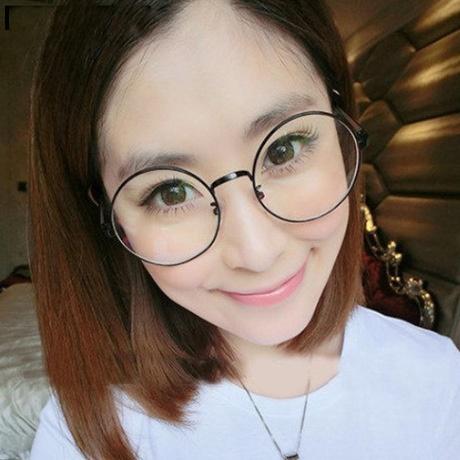 Picture of Classic Style Small Round Shape Sunglass for Men/Women(Null) - White