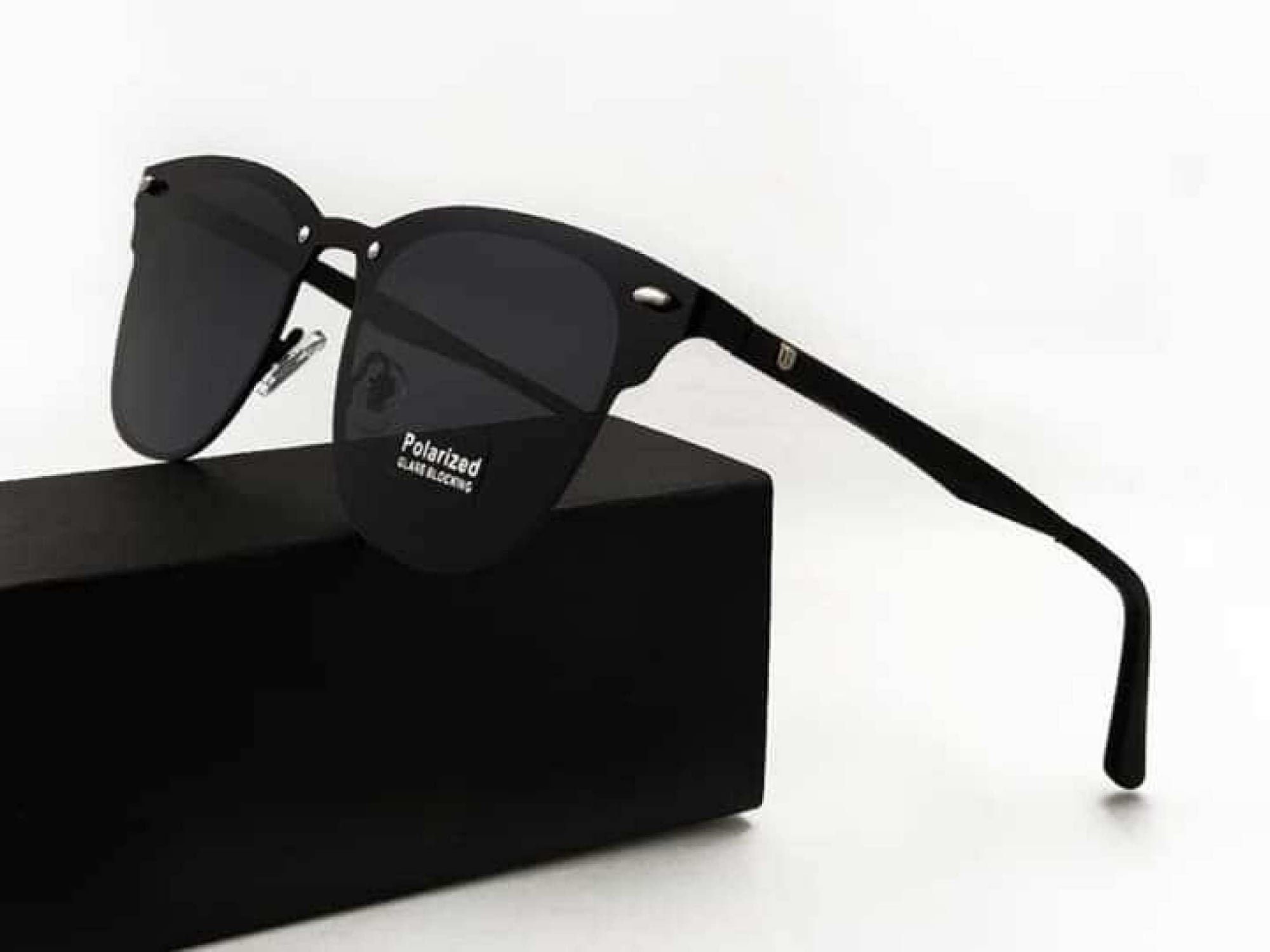 Picture of Fashion Ring Master Sunglass for Men Or Woman(Null) - Black