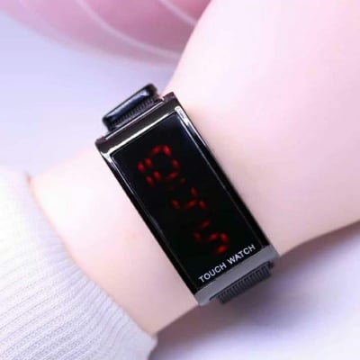 Picture of New Arival Touch Magnet Watch - Black