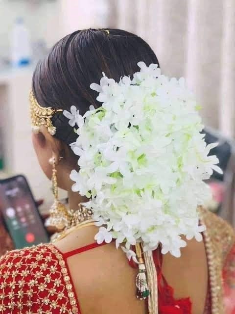 Picture of Artificial Hair Flower For Woman White Color gajra flower hair bun - White