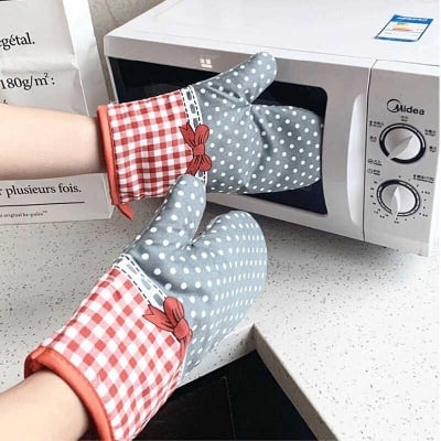 Picture of Solimo 100% Cotton Padded Oven Gloves Paisley- Multicolour