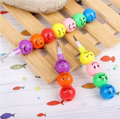 Picture of (3pcs)rainbow scoops vanilla scented stacking erasable crayons.