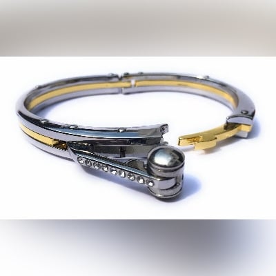 Picture of Stainless Steel Cuff Bracelet For Men - Silver