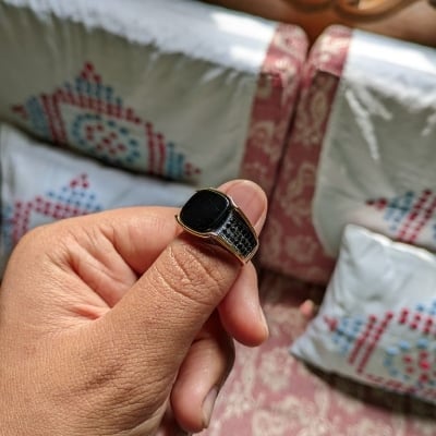 Picture of Man's Finger Ring
