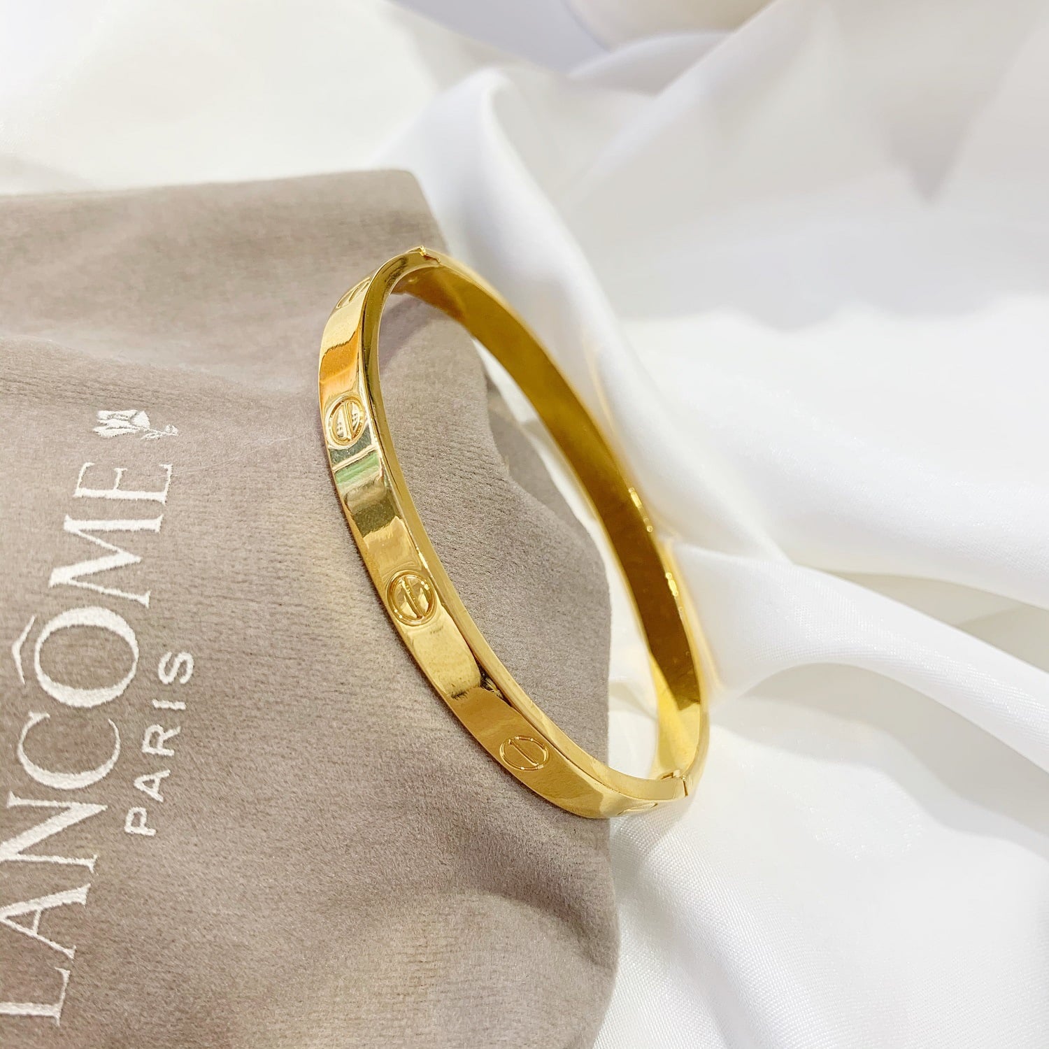Picture of Golden Stone Round Bracelet For Man - Gold