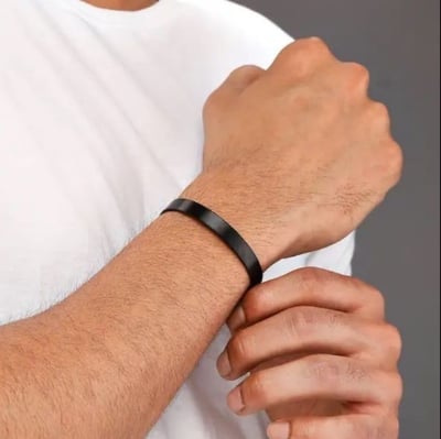 Picture of Black Stainless Steel Round Bracelet For Men - Black
