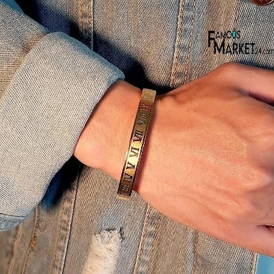 Picture of Roman Numerals Stainless Steel Golden Bracelet For Men - Gold