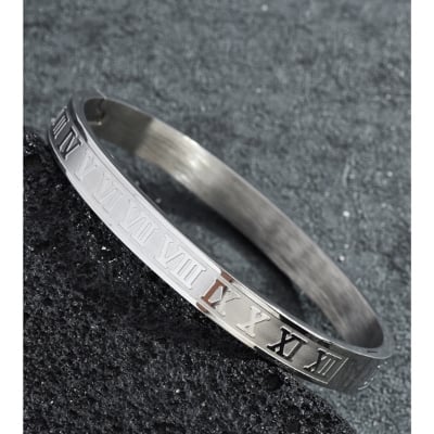 Picture of Silver Roman Numerals Stainless Steel Bracelet For Men - Silver