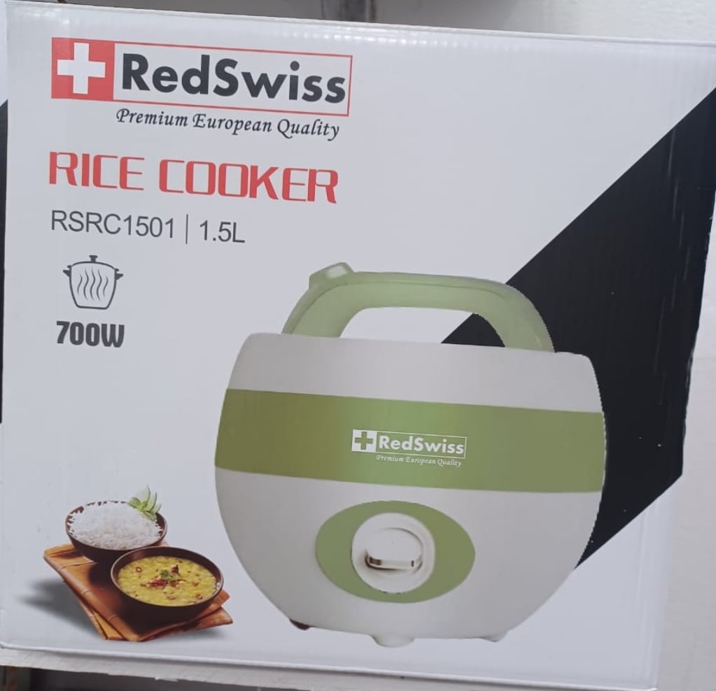 Picture of 1.5 Liter Red Swiss Rice Cooker RSRC-1501 Multicolor