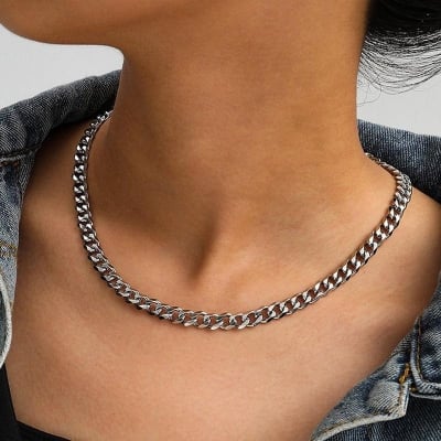 Picture of Stylish Silver Metal Chain For Men & Women - Silver