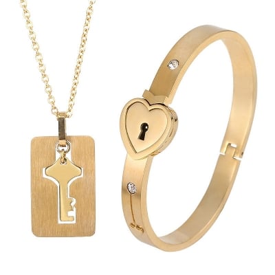 Picture of Golden Love Couple Bracelet & Chain For Man & Women - Gold