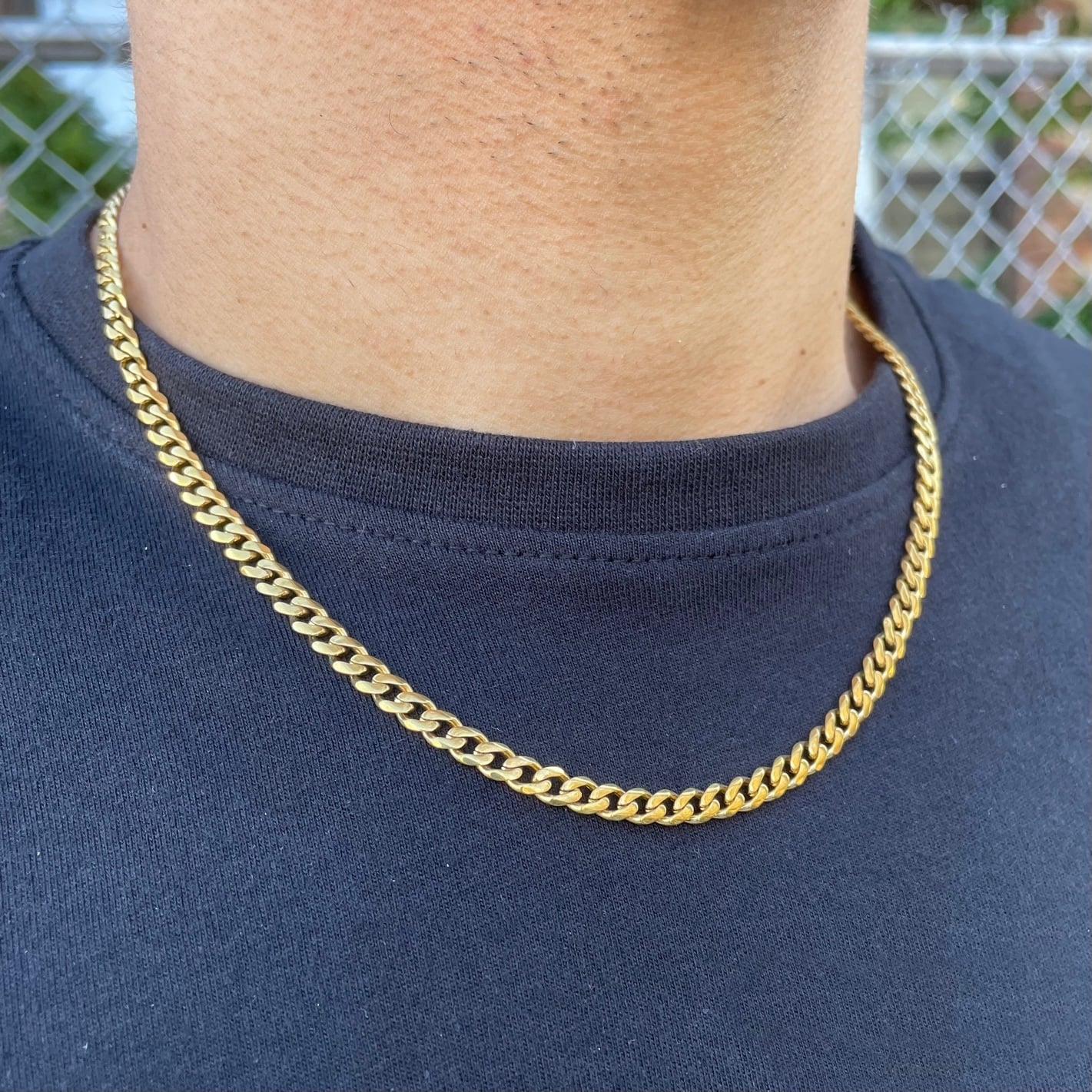 Picture of Golden Stainless Steel Stone Chain For Men - Gold