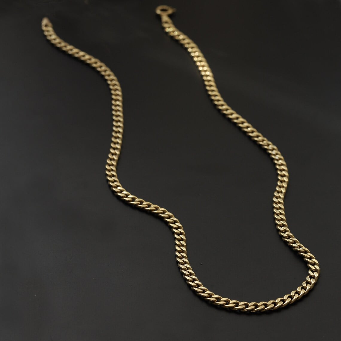 Picture of Chain Necklace For Men- Golden Chain For Man & Women - Gold