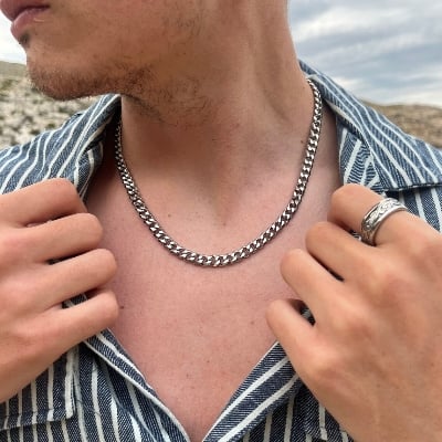 Picture of Revere Sterling Silver Solid Curb 24 Inch Chain - Silver