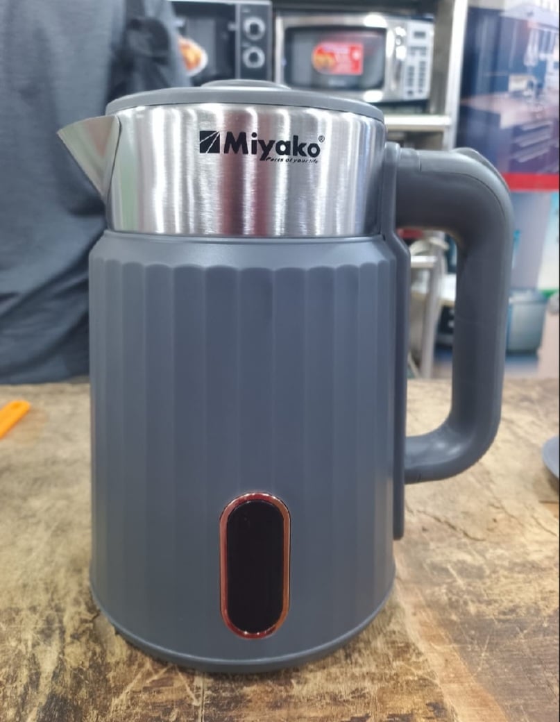Picture of 2 Liter Miyako Electric Kettle MJK-20T Multicolor