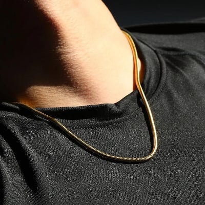 Picture of Stylish Golden Metal Chain For Men - Silver