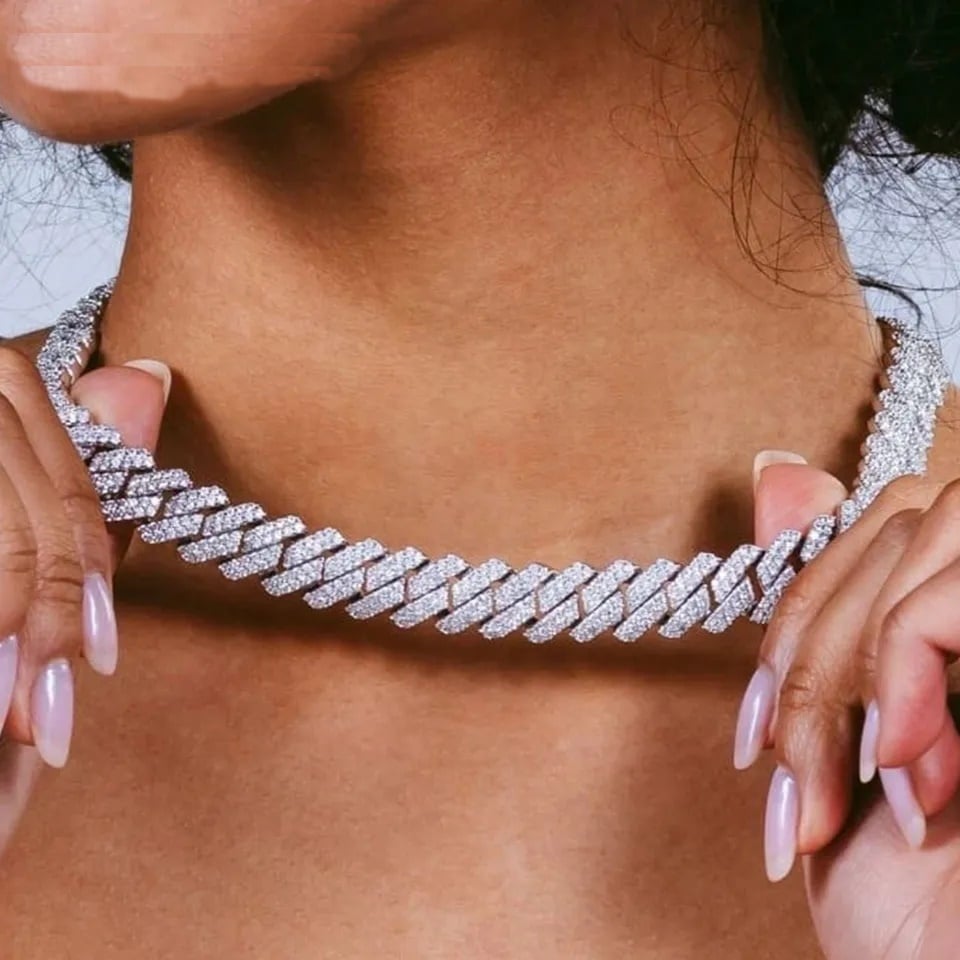 Picture of Silver Fashionabl Stone Chain For Women - Silver