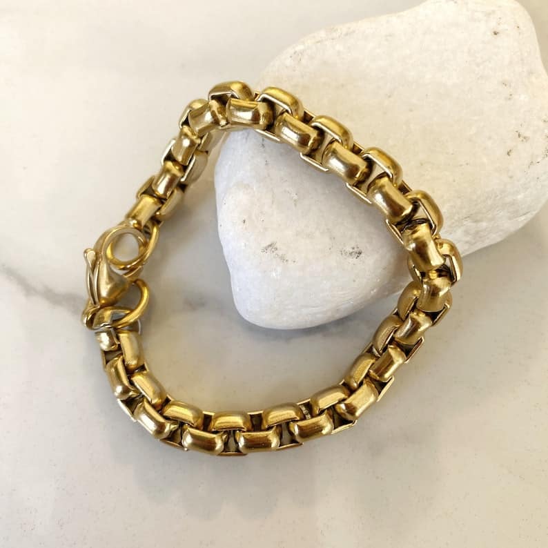 Picture of Thin Gold Bracelet- For Man  & Women - Gold