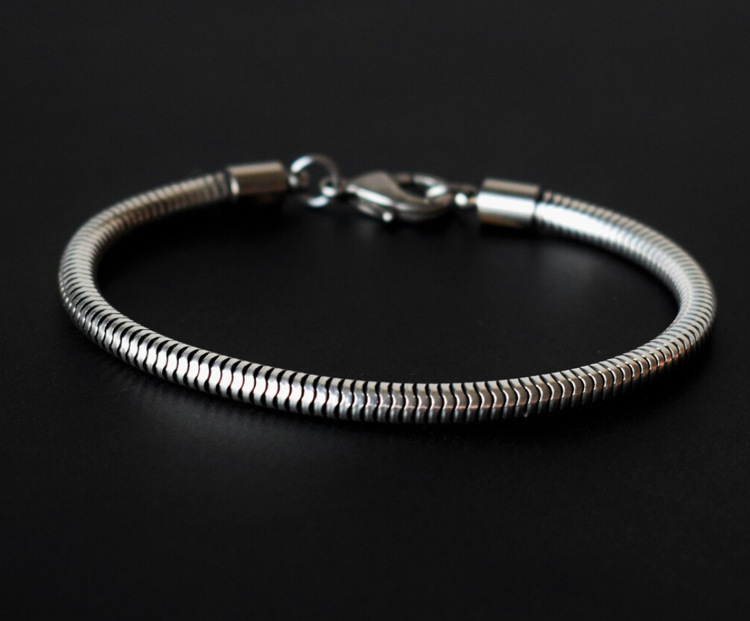 Picture of Stainless Steel Bracelet for Men-Metal Bracelet For Men - Silver