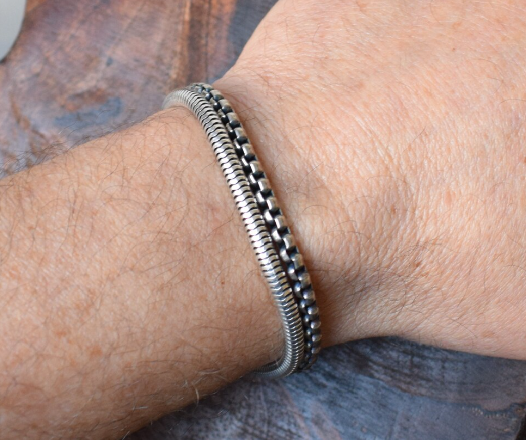 Picture of Stainless Steel Bracelet for Men-Metal Bracelet For Men - Silver